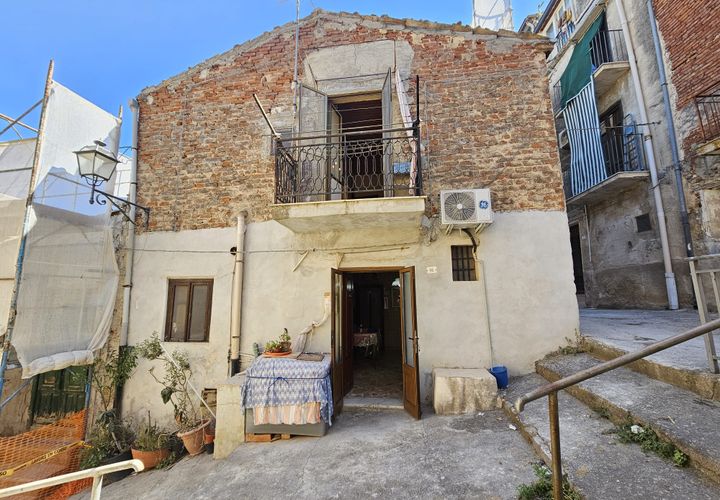 Landsbyhus i Collesano, Palermo, Collesano - € 26.000 | Ref: 10606 - foto 1
